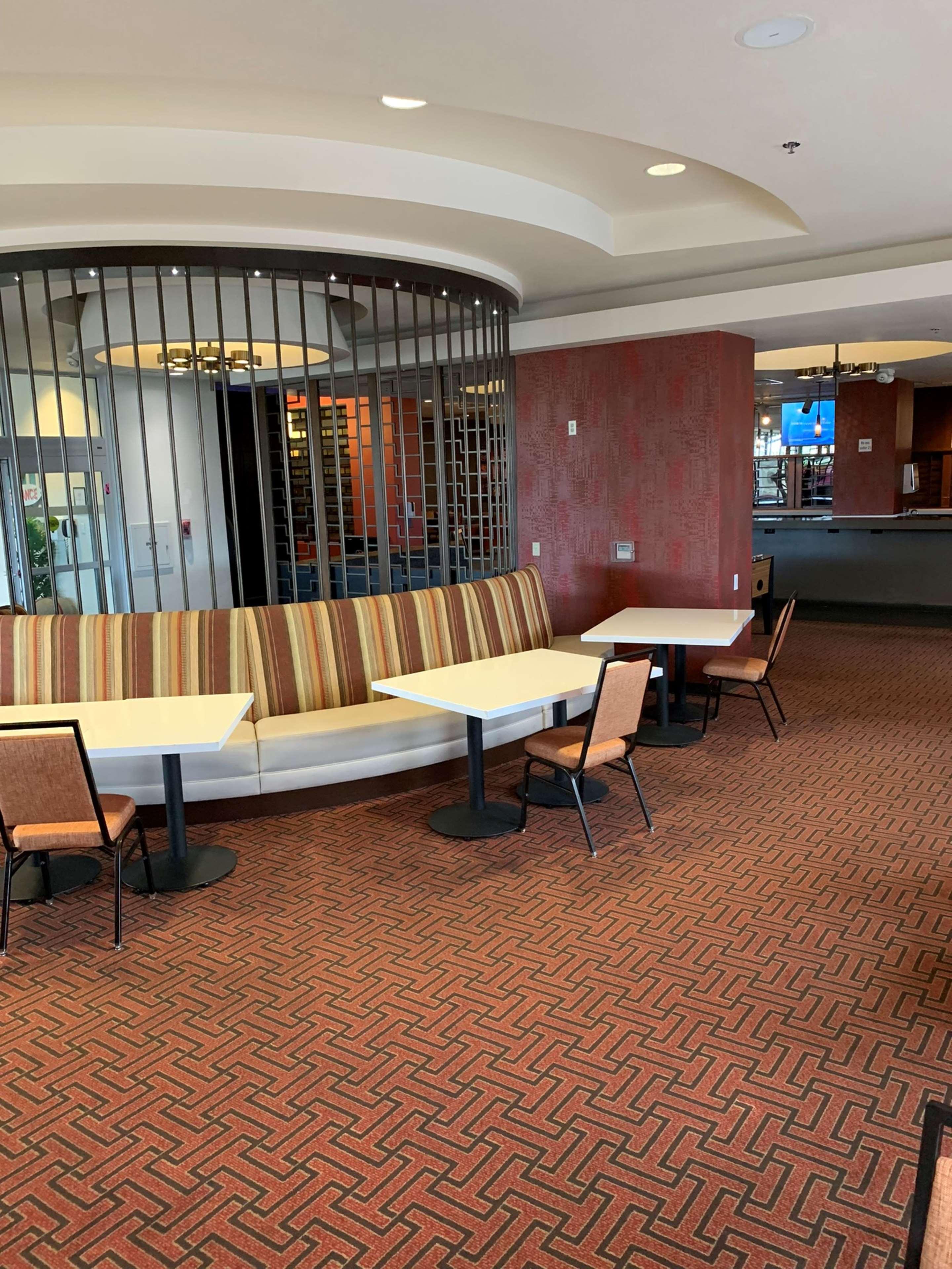 Doubletree By Hilton Las Vegas East Flamingo Zewnętrze zdjęcie